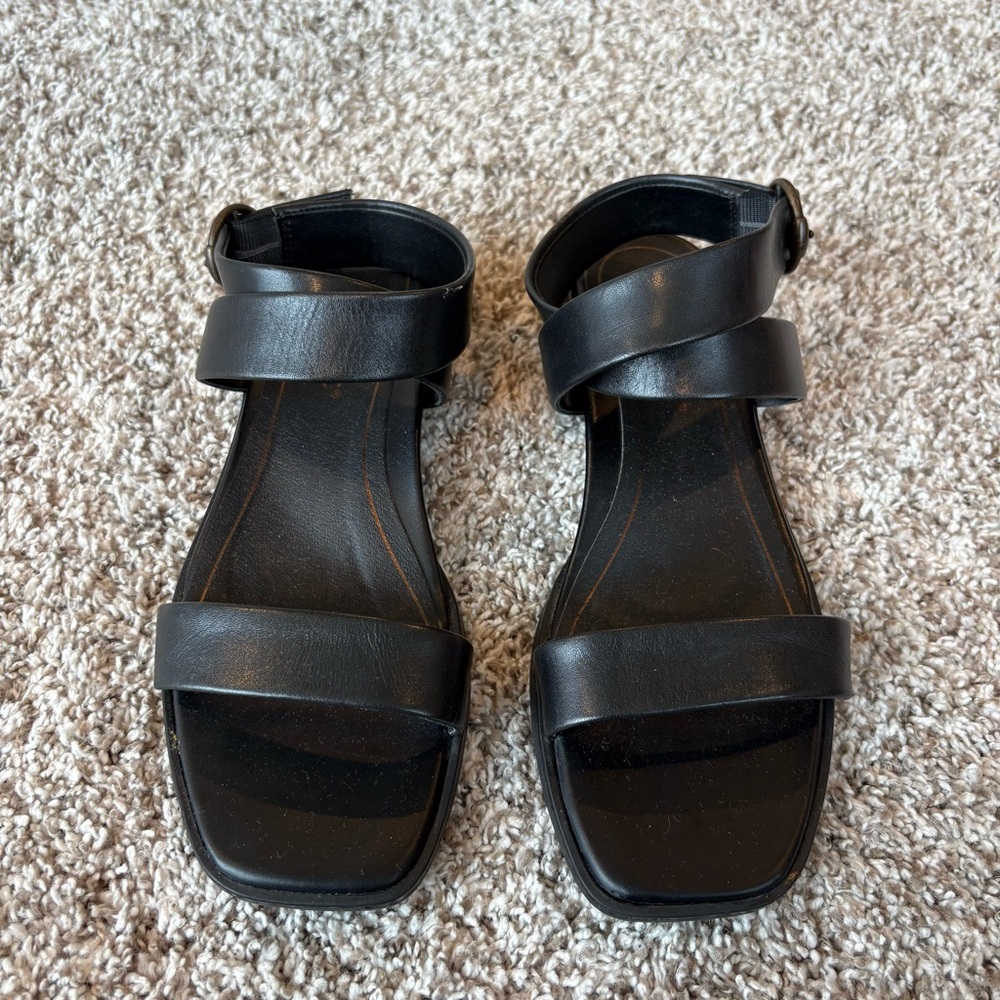 Vionic Black Leather Crisscross Ankle Strap Sandals - Picture 2 of 8